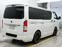 Цена авто Toyota HiAce Van с аукционов Японии, номер кузова GDH201V, пробег 117 000, оценка 8