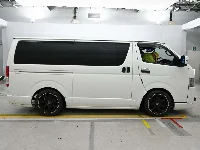 Цена авто Toyota HiAce Van с аукционов Японии, номер кузова GDH201V, пробег 117 000, оценка 8