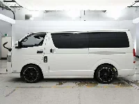 Цена авто Toyota HiAce Van с аукционов Японии, номер кузова GDH201V, пробег 117 000, оценка 8