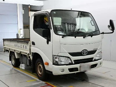 TOYOTA DYNA