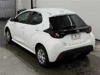 Цена авто Toyota Yaris с аукционов Японии, номер кузова MXPA15, пробег 14 000, оценка 3