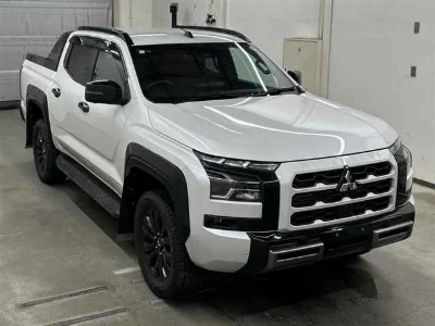 MITSUBISHI TRITON