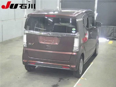 HONDA N BOX SLASH