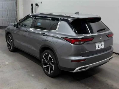 MITSUBISHI OUTLANDER PHEV