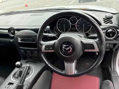 MAZDA ROADSTER