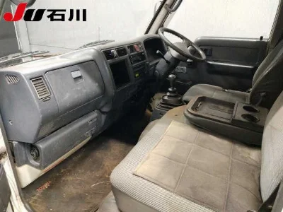 TOYOTA DYNA