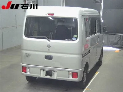 NISSAN CLIPPER VAN