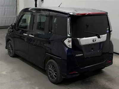 TOYOTA TANK