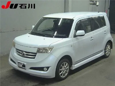TOYOTA BB