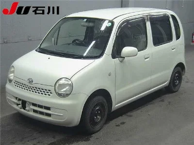 DAIHATSU MOVE LATTE