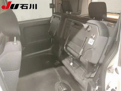 HONDA MOBILIO SPIKE