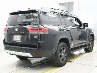 Цена авто Toyota Land Cruiser с аукционов Японии, номер кузова VJA300W, пробег 38 000, оценка 3