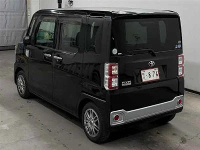 TOYOTA PIXIS MEGA