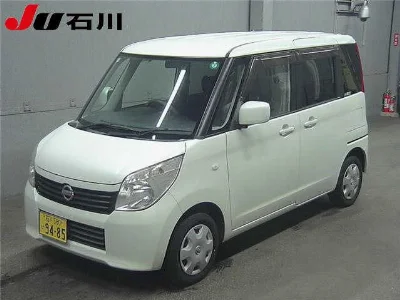 NISSAN ROOX
