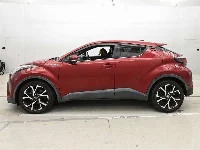 Цена авто Toyota C-HR с аукционов Японии, номер кузова ZYX10, пробег 53 000, оценка 2