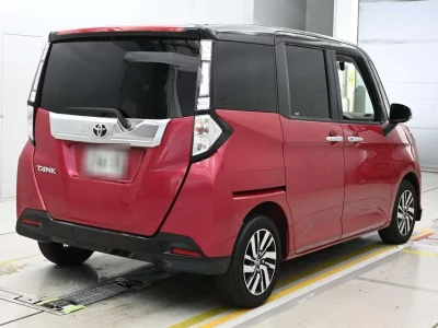 TOYOTA TANK