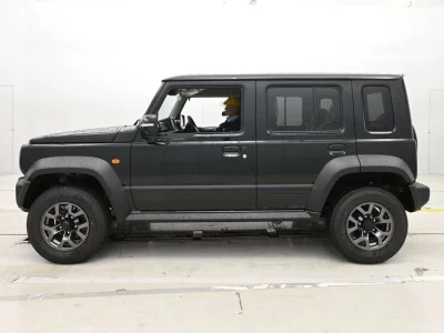 SUZUKI JIMNY NOMADE