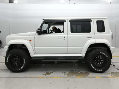SUZUKI JIMNY NOMADE