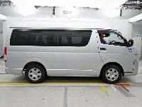 Цена авто Toyota HiAce Van с аукционов Японии, номер кузова GDH201K, пробег 40 000, оценка 3
