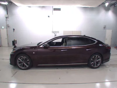 LEXUS LS