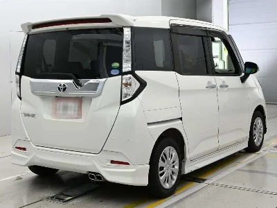 TOYOTA TANK