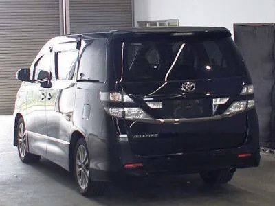 TOYOTA VELLFIRE