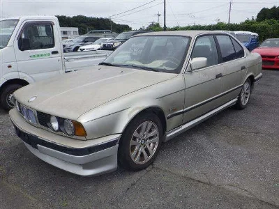 BMW 5 SERIES