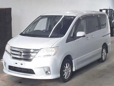 NISSAN SERENA