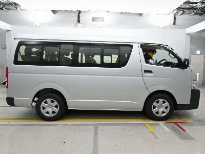 TOYOTA HIACE WAGON