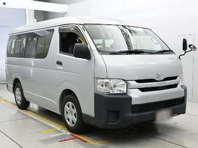 TOYOTA HIACE WAGON