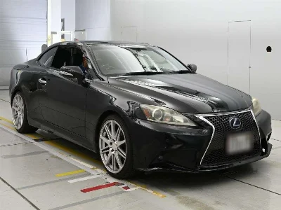 LEXUS IS