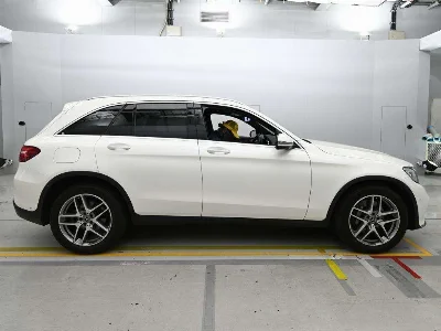 MERCEDES BENZ GLC
