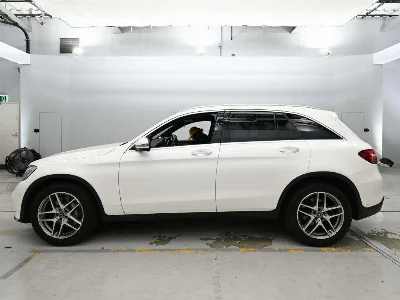 MERCEDES BENZ GLC