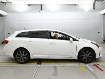 TOYOTA AVENSIS WAGON