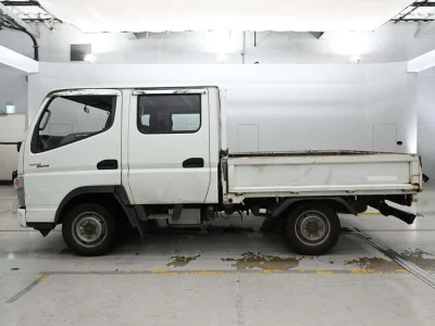 MITSUBISHI FUSO CANTER GUTS