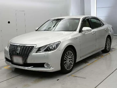 TOYOTA CROWN MAJESTA
