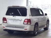 Цена авто Toyota Land Cruiser с аукционов Японии, номер кузова UZJ100W, пробег 144 000, оценка 8