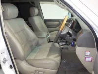 Цена авто Toyota Land Cruiser с аукционов Японии, номер кузова UZJ100W, пробег 144 000, оценка 8