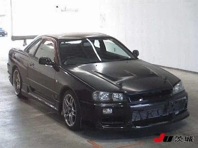 NISSAN SKYLINE