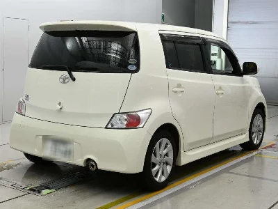 TOYOTA BB