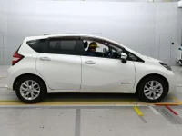 Цена авто Nissan Note с аукционов Японии, номер кузова HE12, пробег 144 000, оценка 4