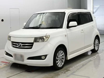 TOYOTA BB