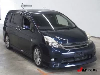 Цена авто Toyota Isis с аукционов Японии, номер кузова ZGM10W, пробег 83 000, оценка 2