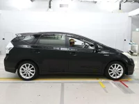 Цена авто Toyota Prius Alpha с аукционов Японии, номер кузова ZVW41W, пробег 138 000, оценка 8