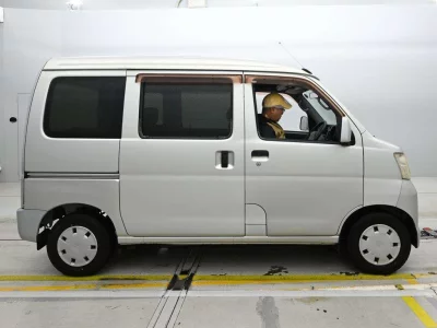 DAIHATSU HIJET VAN