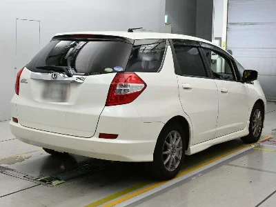 HONDA FIT SHUTTLE