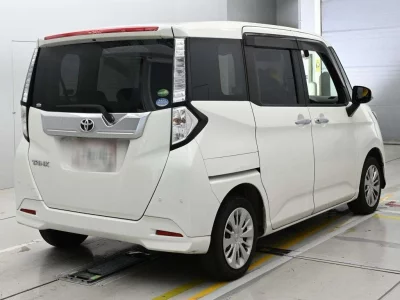 TOYOTA TANK