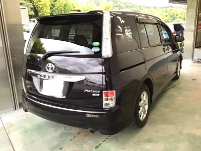TOYOTA ISIS