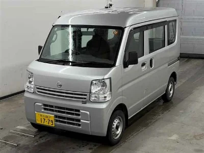 NISSAN CLIPPER VAN
