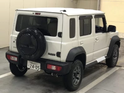 SUZUKI JIMNY NOMADE
